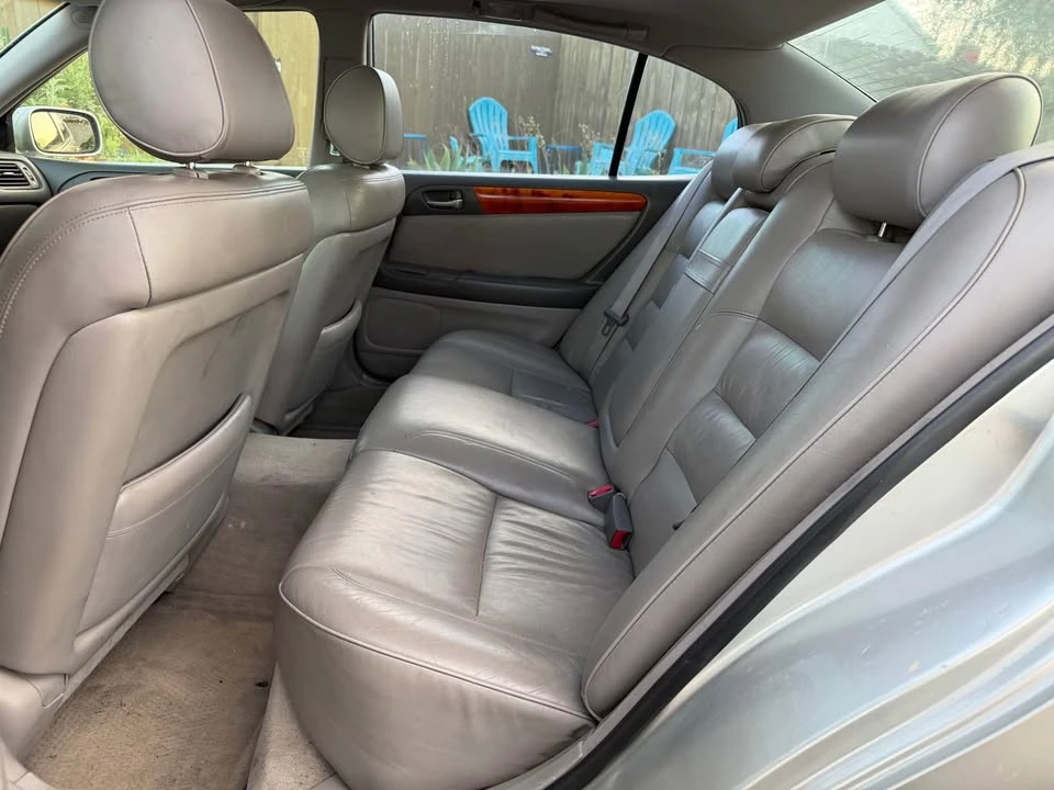 2001 Lexus GS 2nd Gen - Image 11 of 20