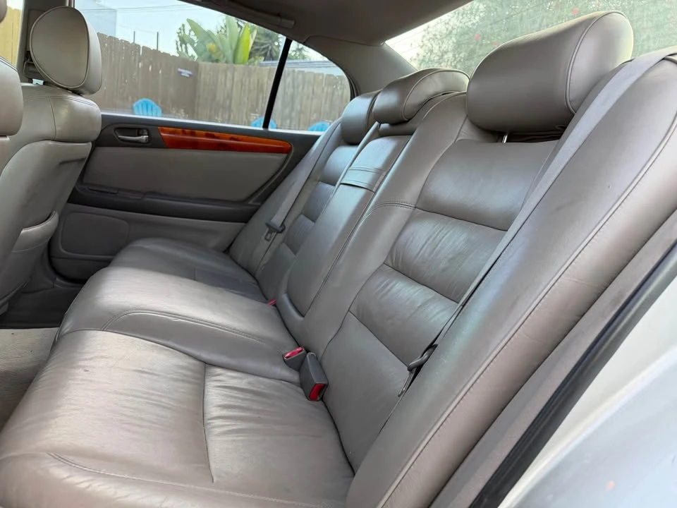 2001 Lexus GS 2nd Gen - Image 12 of 20