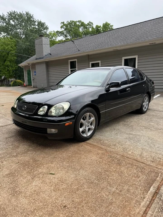 2001 Lexus GS 2nd Gen - Image 2 of 17
