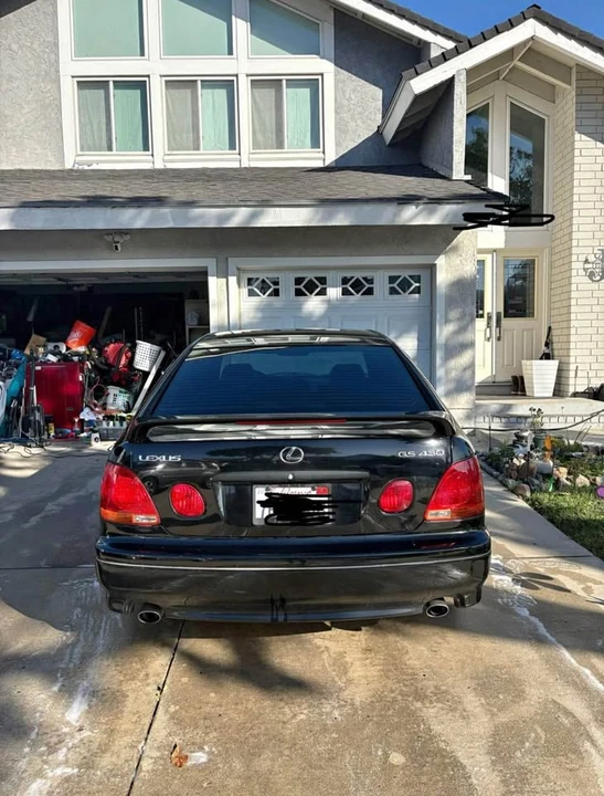 2001 Lexus GS 2nd Gen - Image 2 of 6