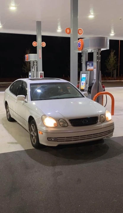 2001 Lexus GS 2nd Gen - Image 6 of 10