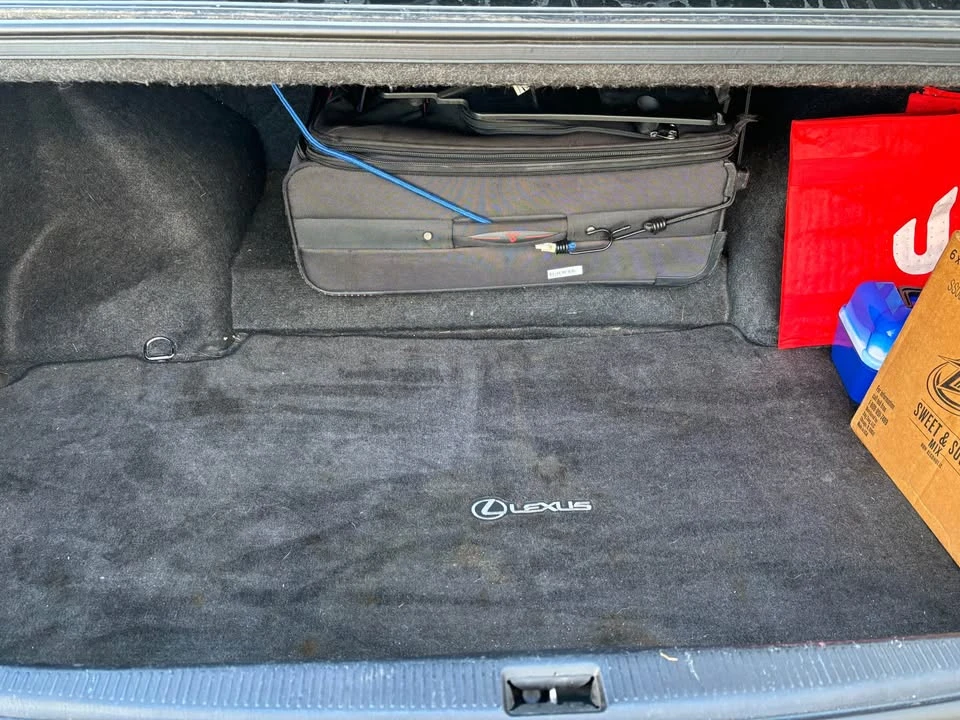 2001 Lexus GS 2nd Gen - Image 11 of 11