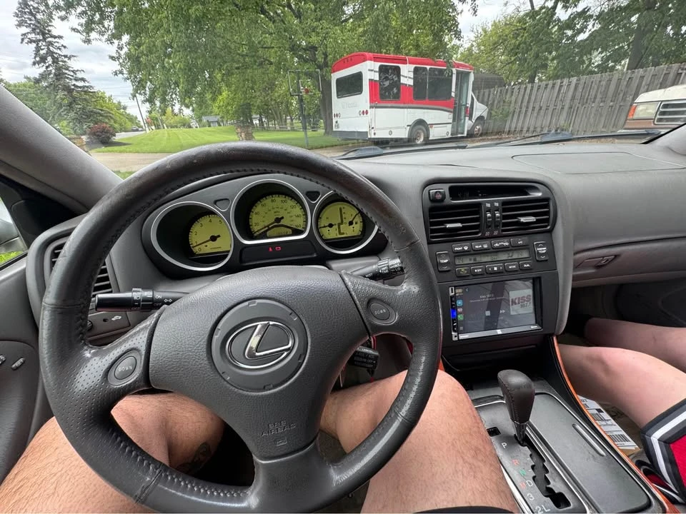 2001 Lexus GS 2nd Gen - Image 6 of 9