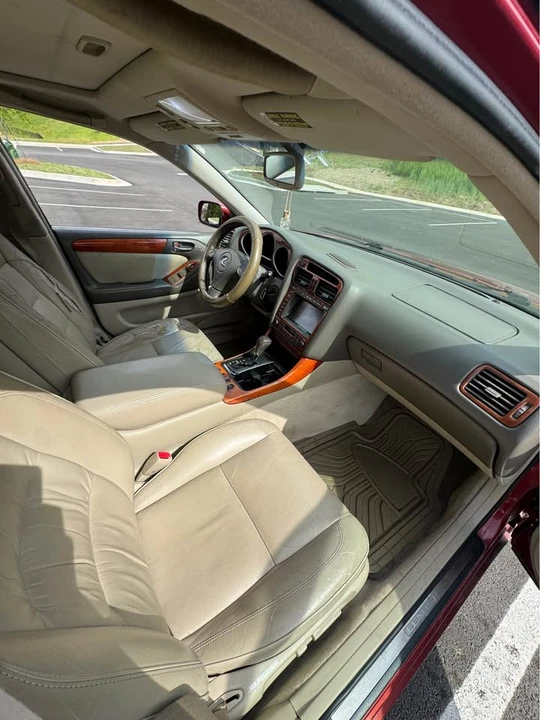 2001 Lexus GS 2nd Gen - Image 16 of 20