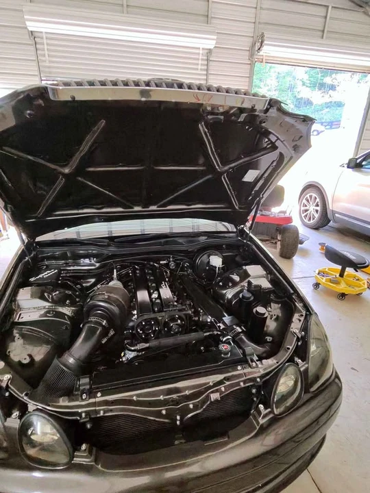 2001 Lexus GS 2nd Gen - Image 4 of 8