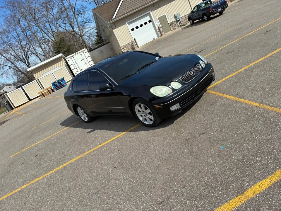 2001 Lexus GS 2nd Gen - Image 2 of 6