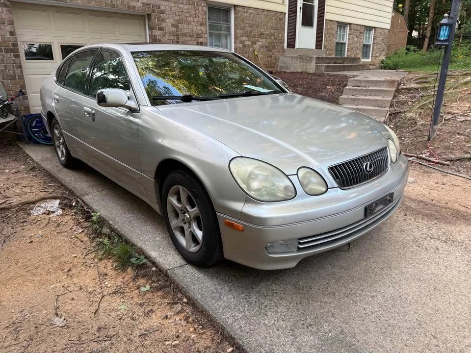 2001 Lexus GS 2nd Gen - Image 4 of 6