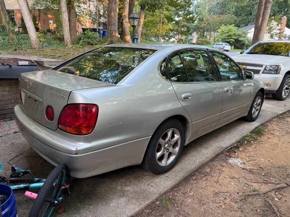 2001 Lexus GS 2nd Gen - Image 3 of 6