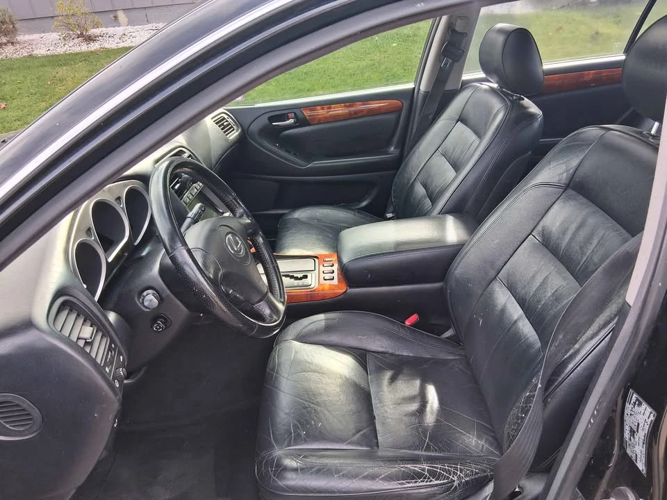 2001 Lexus GS 2nd Gen - Image 5 of 10