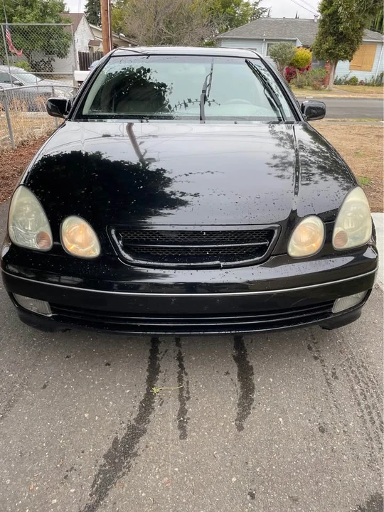 2001 Lexus GS 2nd Gen - Image 2 of 13