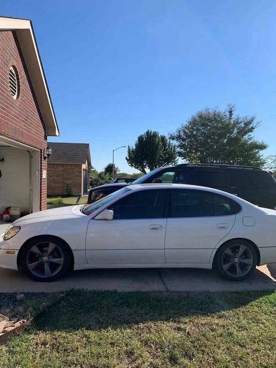 2001 Lexus GS 2nd Gen - Image 5 of 10