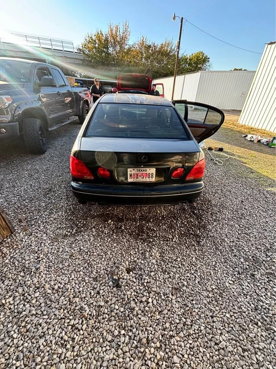 2001 Lexus GS 2nd Gen - Image 2 of 5