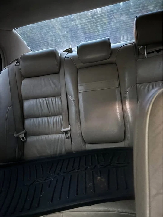 2001 Lexus GS 2nd Gen - Image 7 of 9