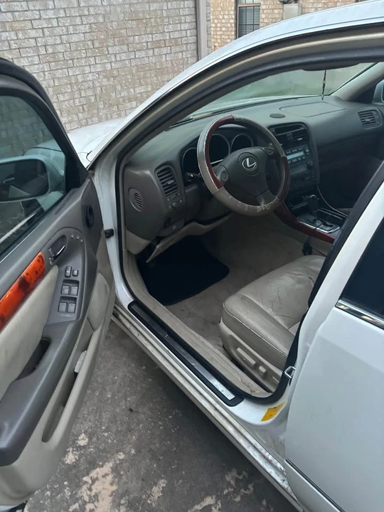 2001 Lexus GS 2nd Gen - Image 6 of 9