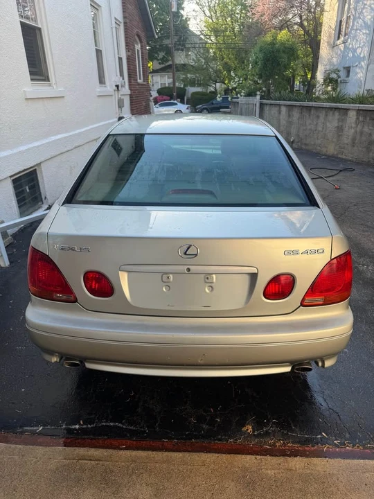 2001 Lexus GS 2nd Gen - Image 5 of 9