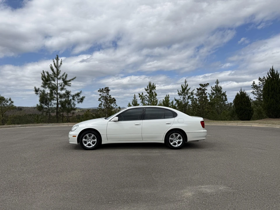 2001 Lexus GS 2nd Gen - Image 15 of 31