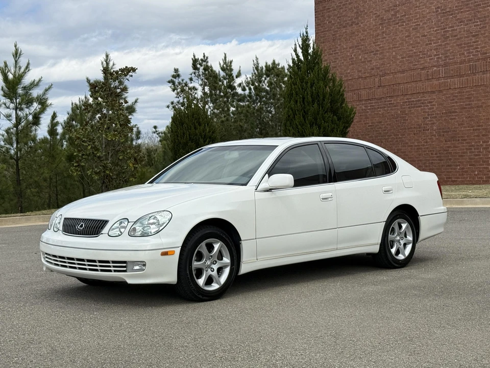 2001 Lexus GS 2nd Gen - Image 11 of 31