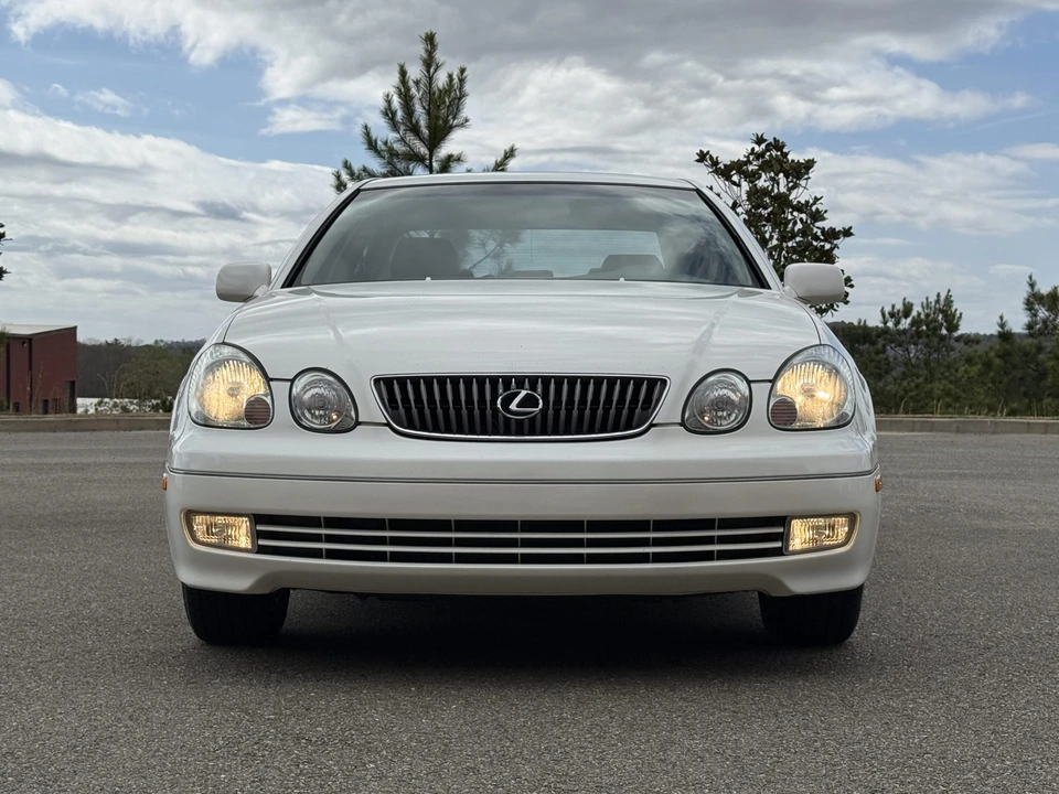 2001 Lexus GS 2nd Gen - Image 3 of 31