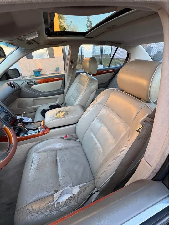 2001 Lexus GS 2nd Gen - Image 6 of 7