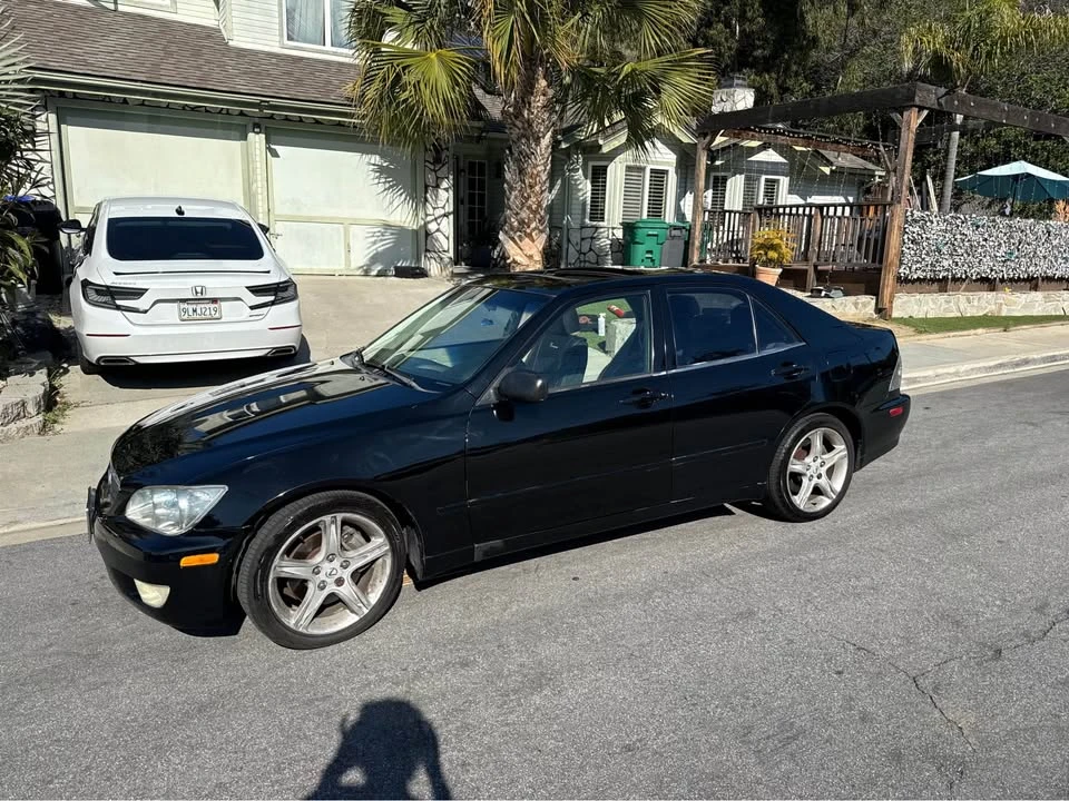 2001 Lexus IS 1st Gen - Image 5 of 12