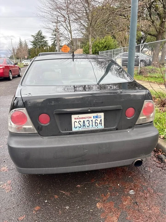 2001 Lexus IS 1st Gen - Image 3 of 8