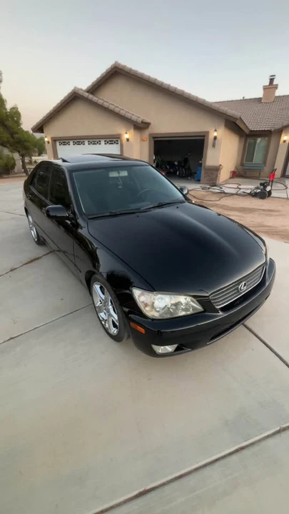 2001 Lexus IS 1st Gen - Image 3 of 8