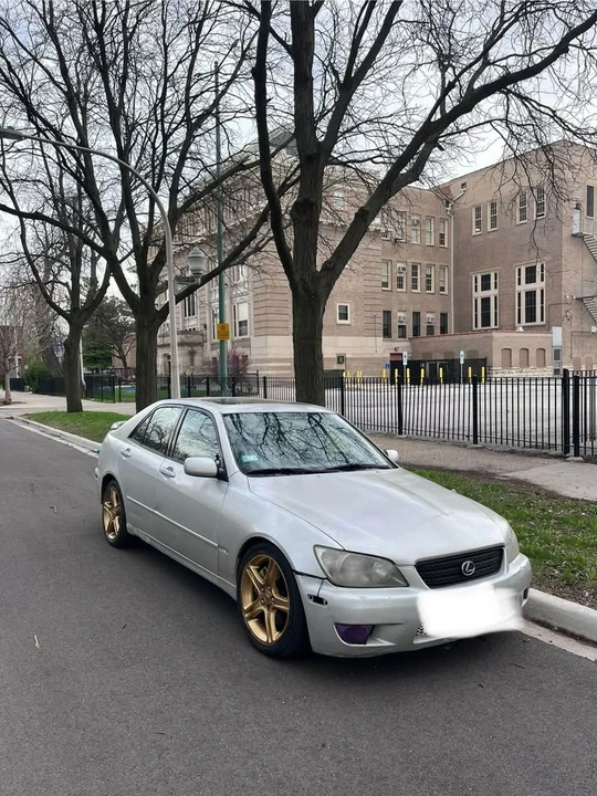 2001 Lexus IS 1st Gen - Image 5 of 9