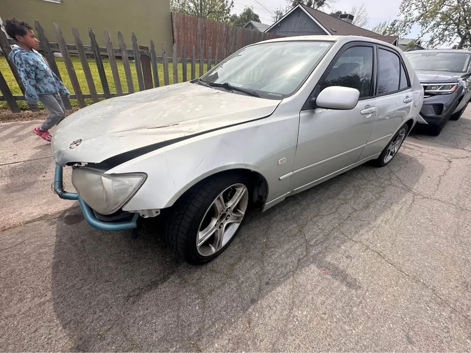 2001 Lexus IS 1st Gen - Image 5 of 9