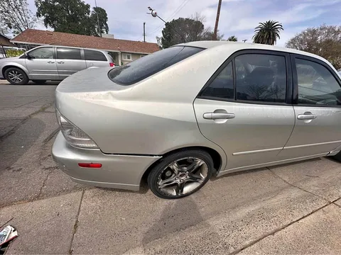 2001 Lexus IS 300