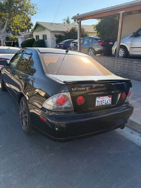 2001 Lexus IS 1st Gen - Image 4 of 9