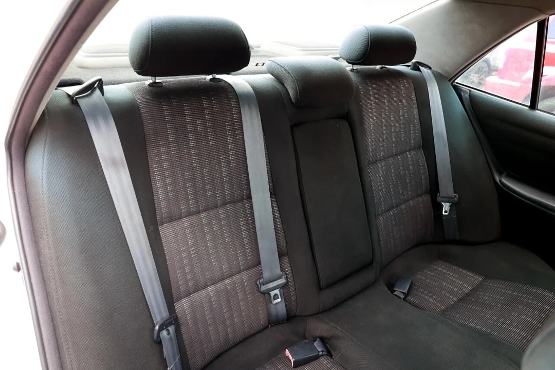 2001 Lexus IS 1st Gen - Image 14 of 21