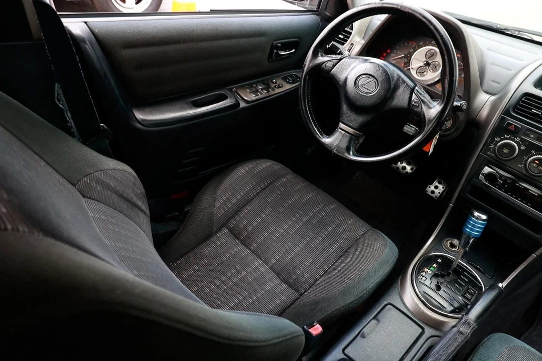 2001 Lexus IS 1st Gen - Image 20 of 21