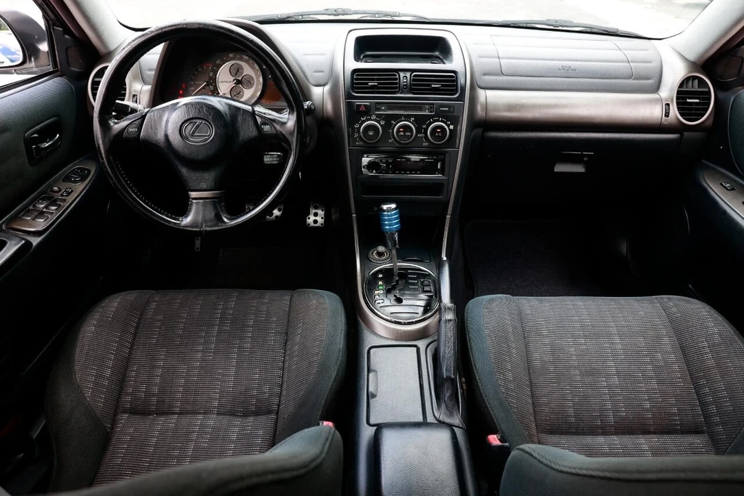2001 Lexus IS 1st Gen - Image 21 of 21