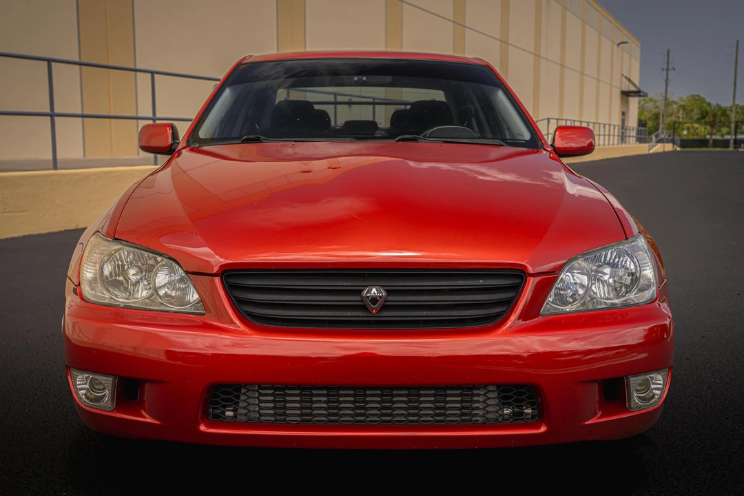 2001 Lexus IS 1st Gen - Image 2 of 31
