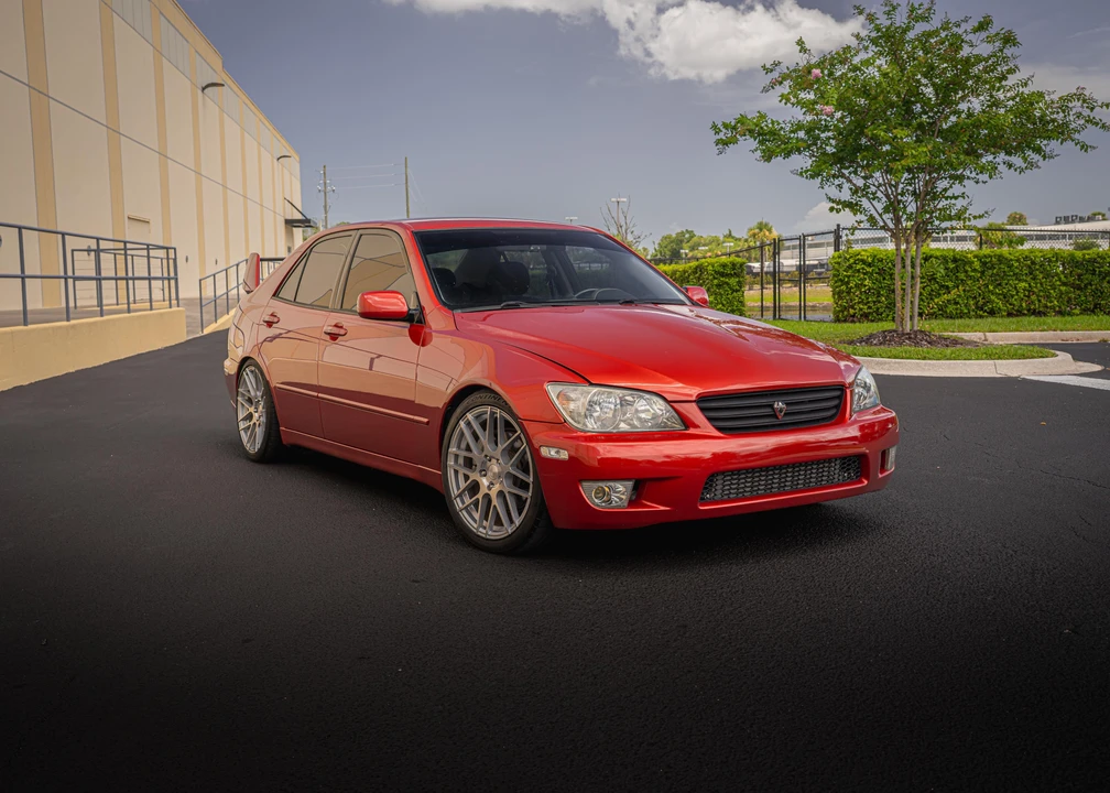 2001 Lexus IS 1st Gen - Image 11 of 31