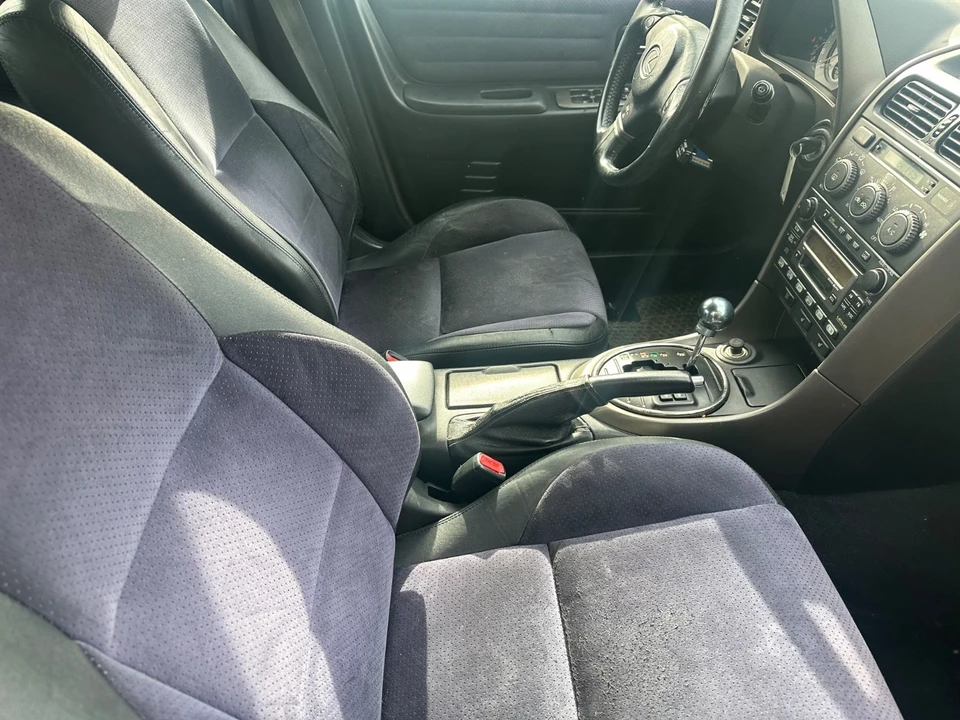 2001 Lexus IS 1st Gen - Image 16 of 25