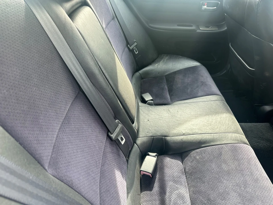 2001 Lexus IS 1st Gen - Image 17 of 25