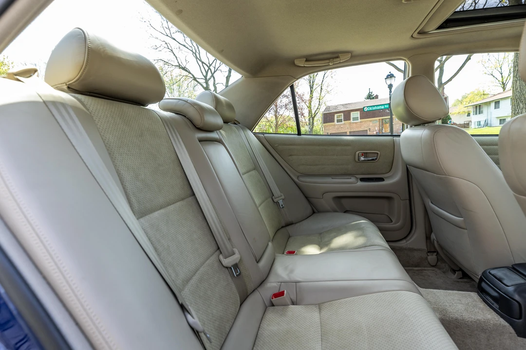 2001 Lexus IS 1st Gen - Image 29 of 31