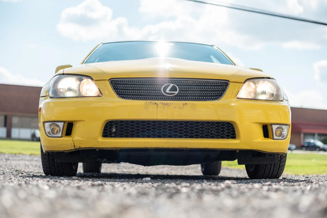 2001 Lexus IS 1st Gen - Image 24 of 31