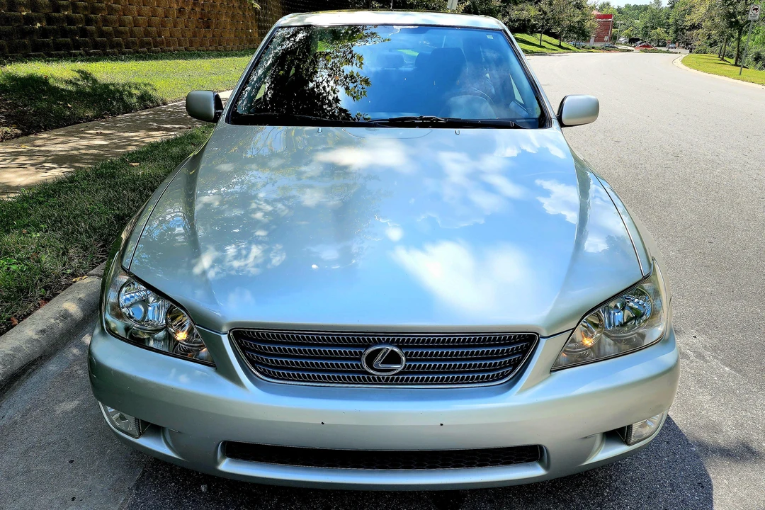 2001 Lexus IS 1st Gen - Image 7 of 31