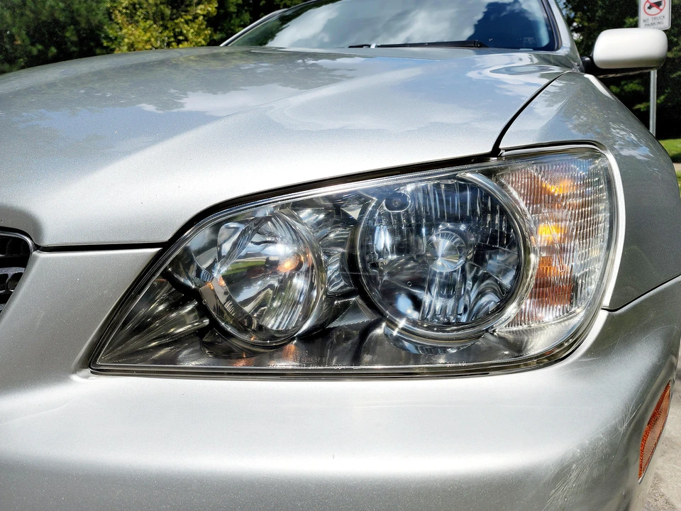 2001 Lexus IS 1st Gen - Image 28 of 31