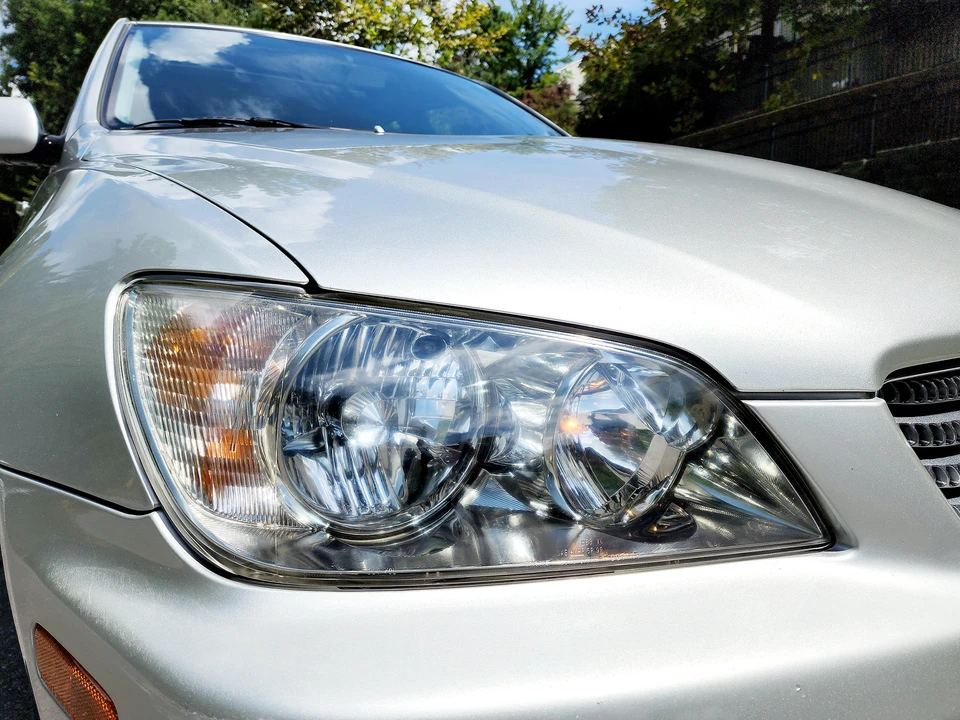 2001 Lexus IS 1st Gen - Image 24 of 31