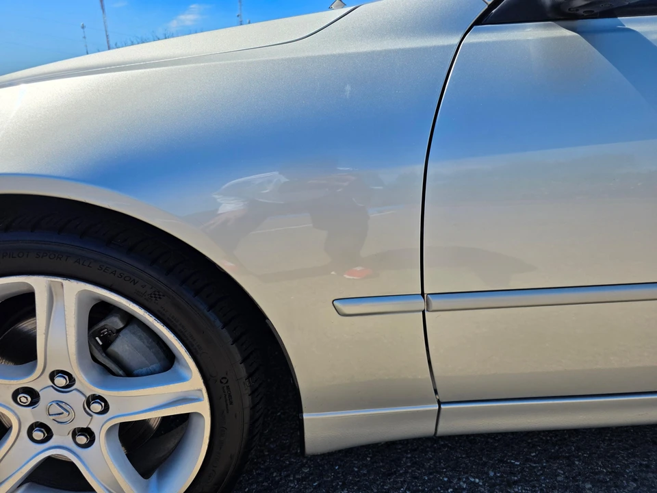 2001 Lexus IS 1st Gen - Image 24 of 31