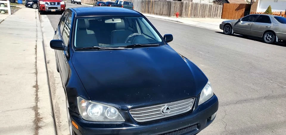 2001 Lexus IS 1st Gen - Image 3 of 4