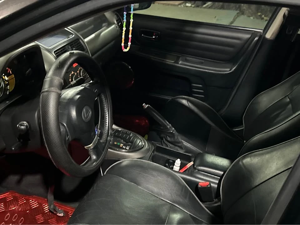 2001 Lexus IS 1st Gen - Image 6 of 11
