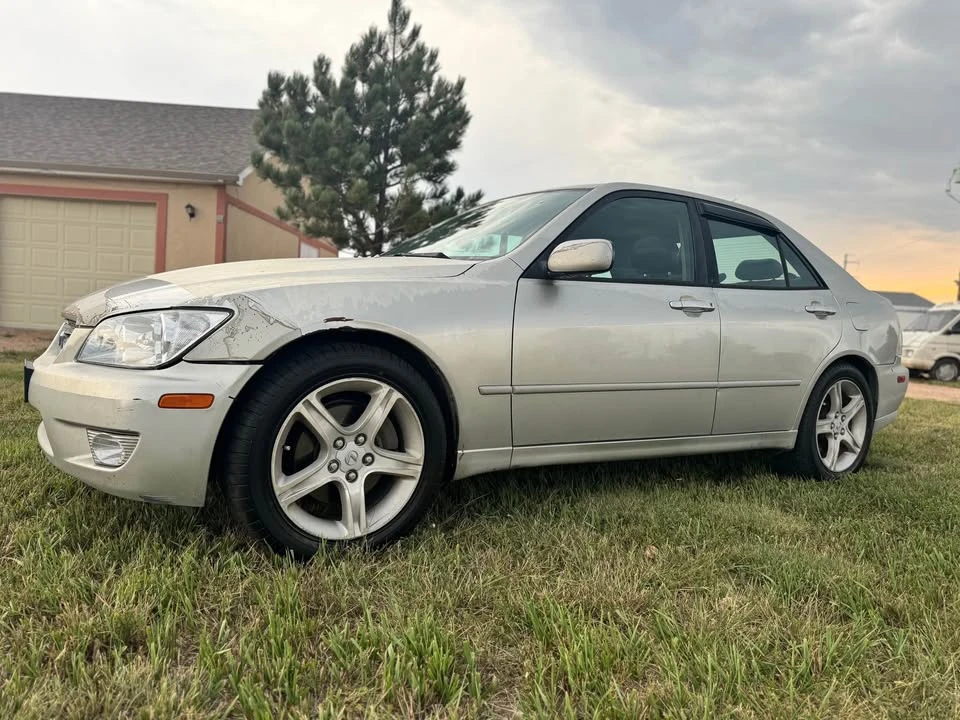 2001 Lexus IS 1st Gen - Image 8 of 8