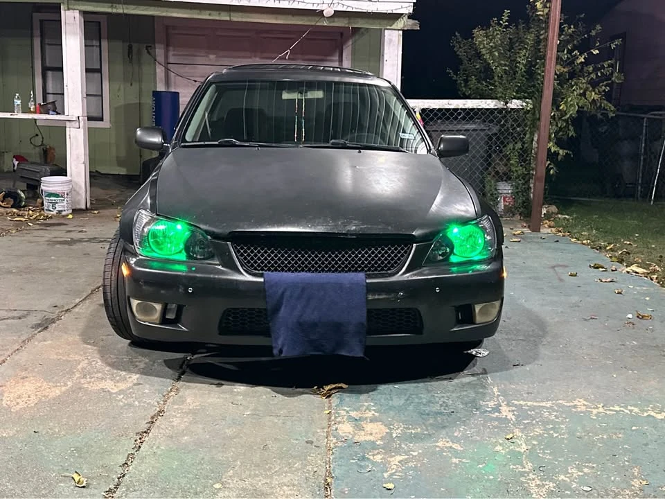 2001 Lexus IS 1st Gen - Image 4 of 11