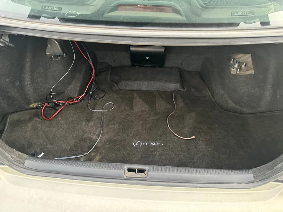 2001 Lexus IS 1st Gen - Image 7 of 8