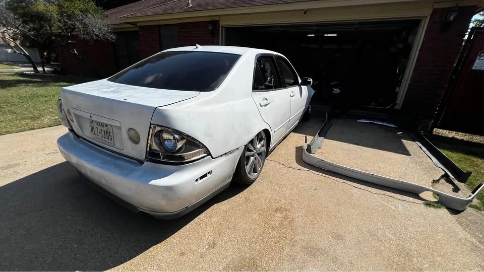 2001 Lexus IS 1st Gen - Image 5 of 10