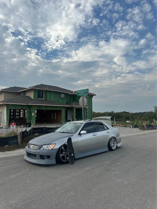 2001 Lexus IS 1st Gen - Image 3 of 5